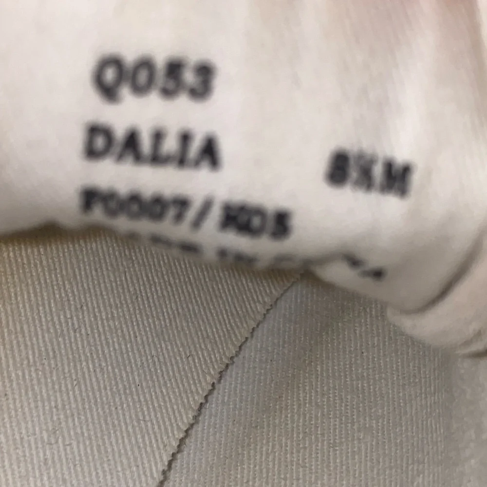 COACH DALIA DEE SIGNATURE CANVAS TENNIS SHOES SZ 8.5 - Picture 12 of 13